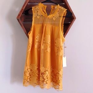 NWT paper & tee sleeveless blouse (S)